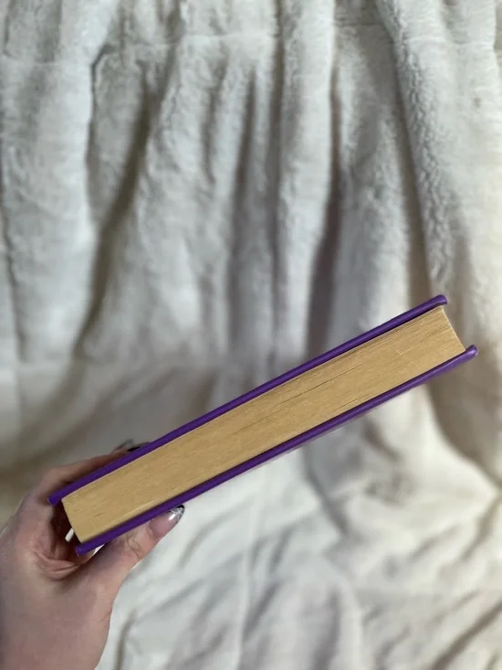 Emily Giffin "Heart of the Matter" - Purple Hardcover - Picture 3 of 4